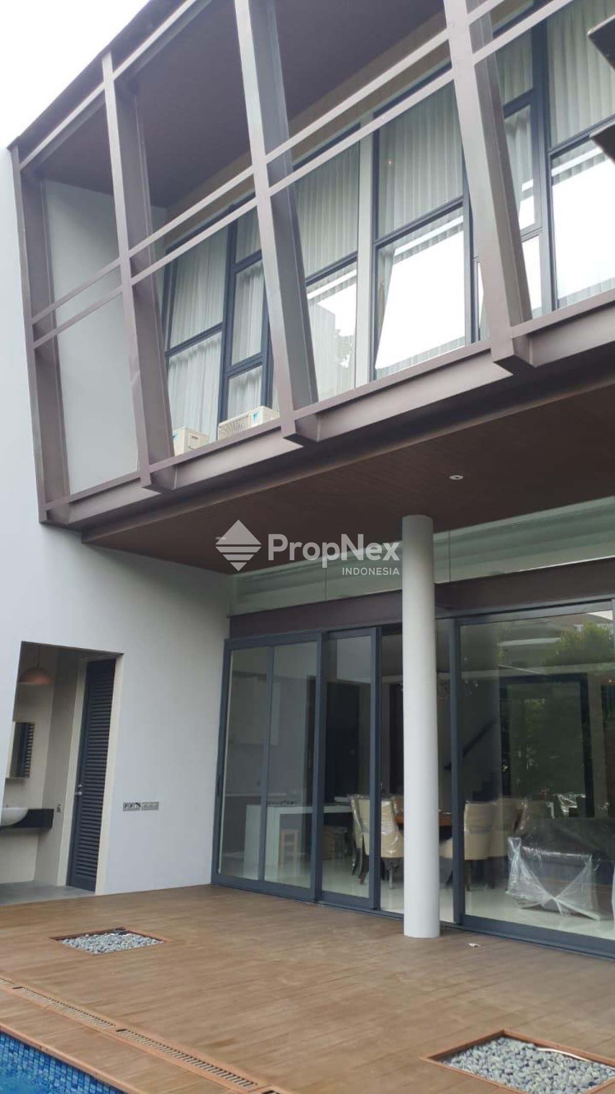 Pakuwon Indah — foto 2