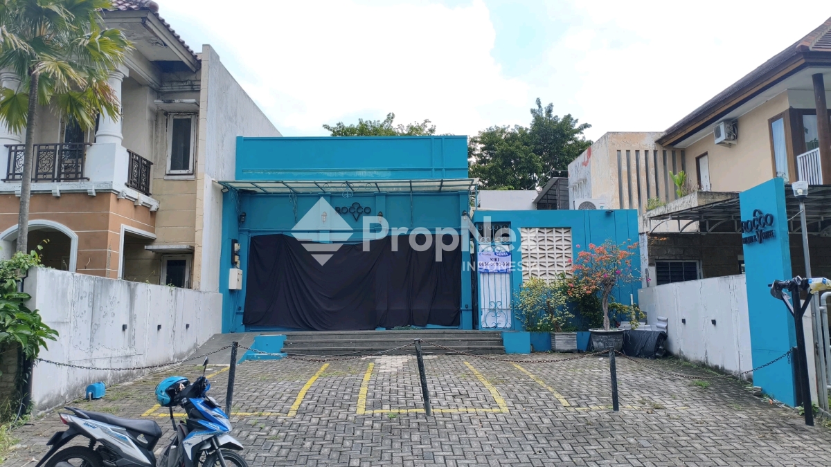 bangunan komersial resto gwalk citraland