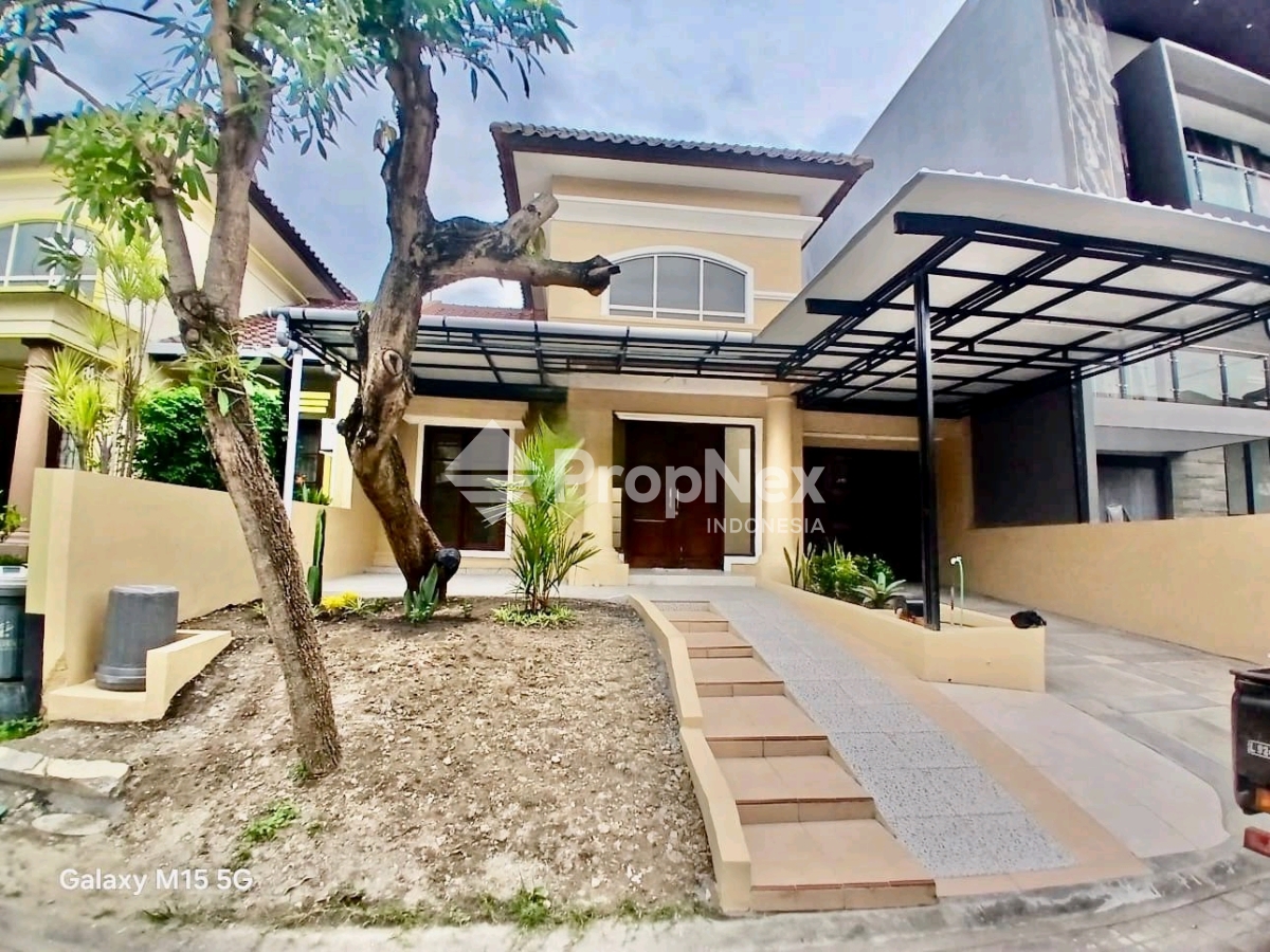 Disewakan Rumah Citraland Utama Cluster Depan Surabaya