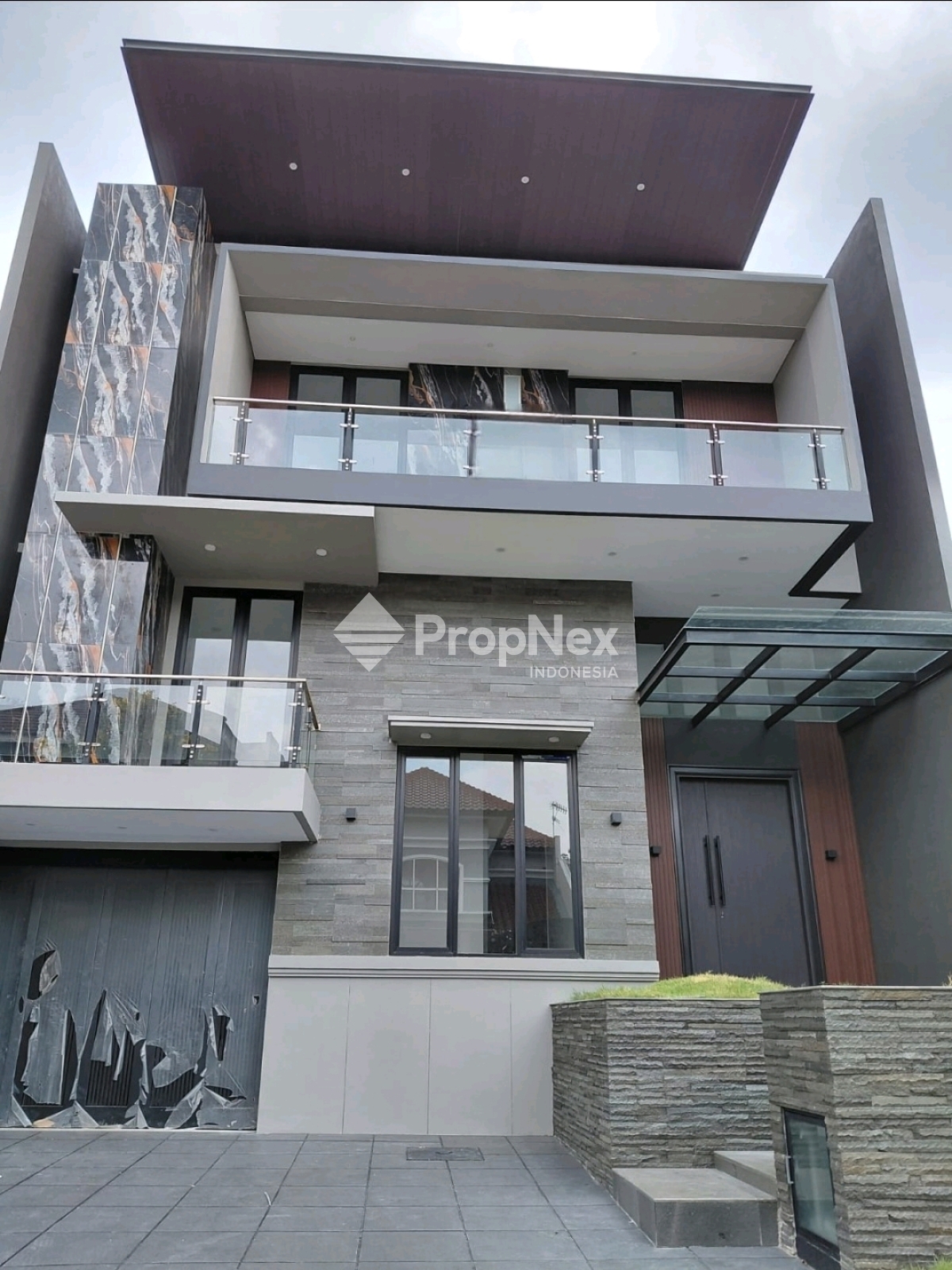 Rumah Mewah Citraland Utama Depan 5KT 6KM Baru