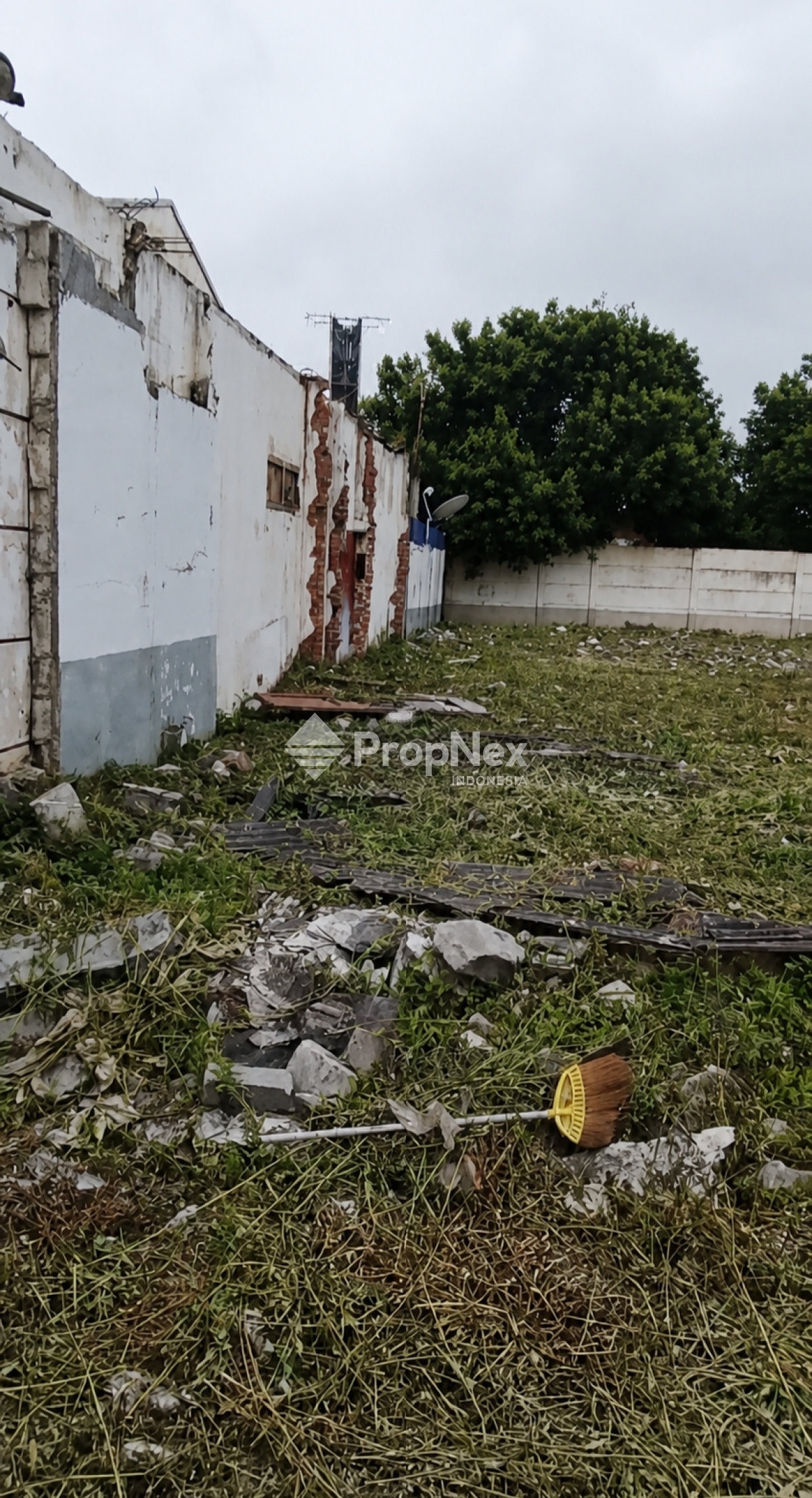 Tanah Strategis Serpong Utara Tangerang Selatan Luas 1571m²