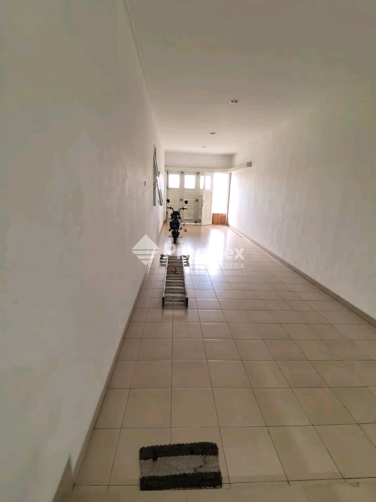 PURI GALAXY - NEW GRESS FULL FURNISH — foto 7