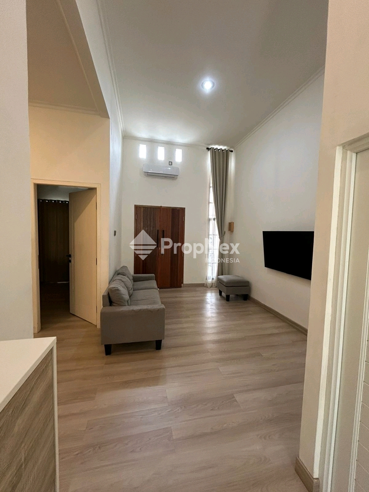 Rumah Modern Pesona Ciputih Bogor Furnished Siap Huni — foto 3
