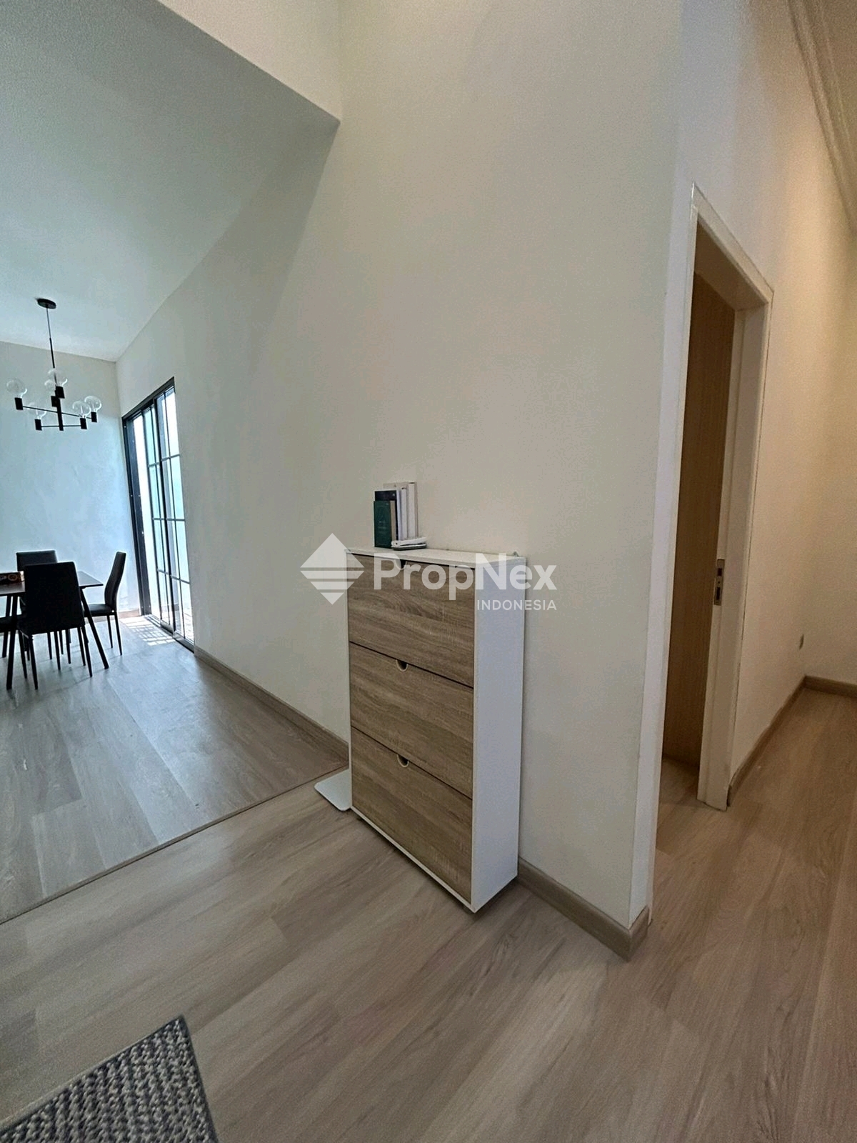 Rumah Modern Pesona Ciputih Bogor Furnished Siap Huni — foto 4