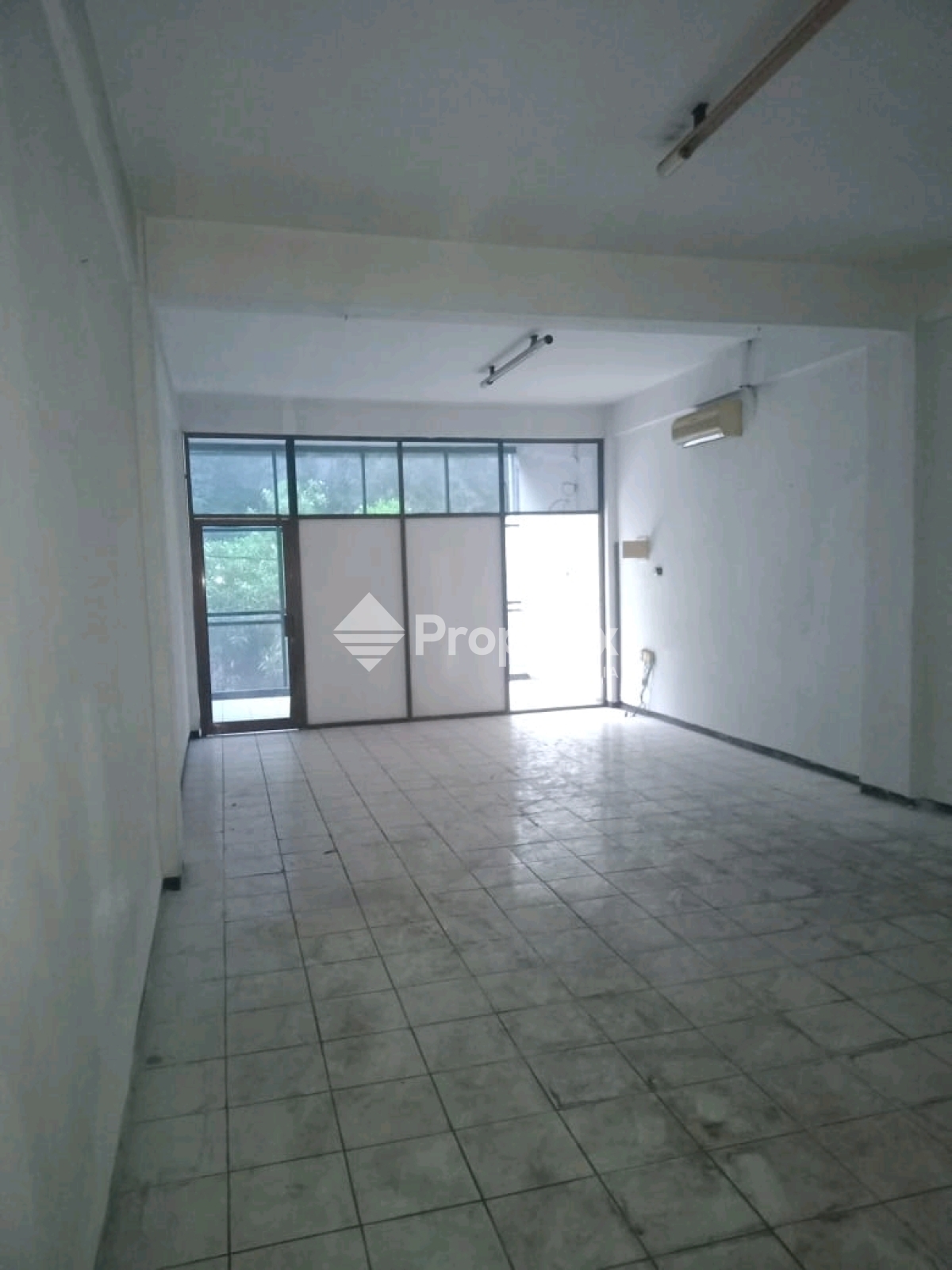 Dijual & Disewa Ruko Strategis Ngagel Surabaya — foto 9