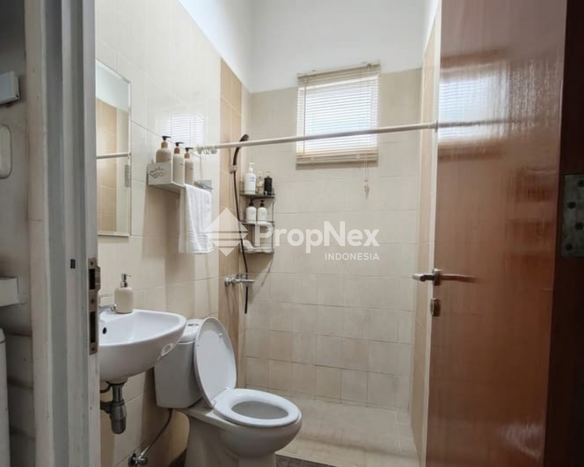 kiara residence no D1 jalan Pringgodani — foto 7