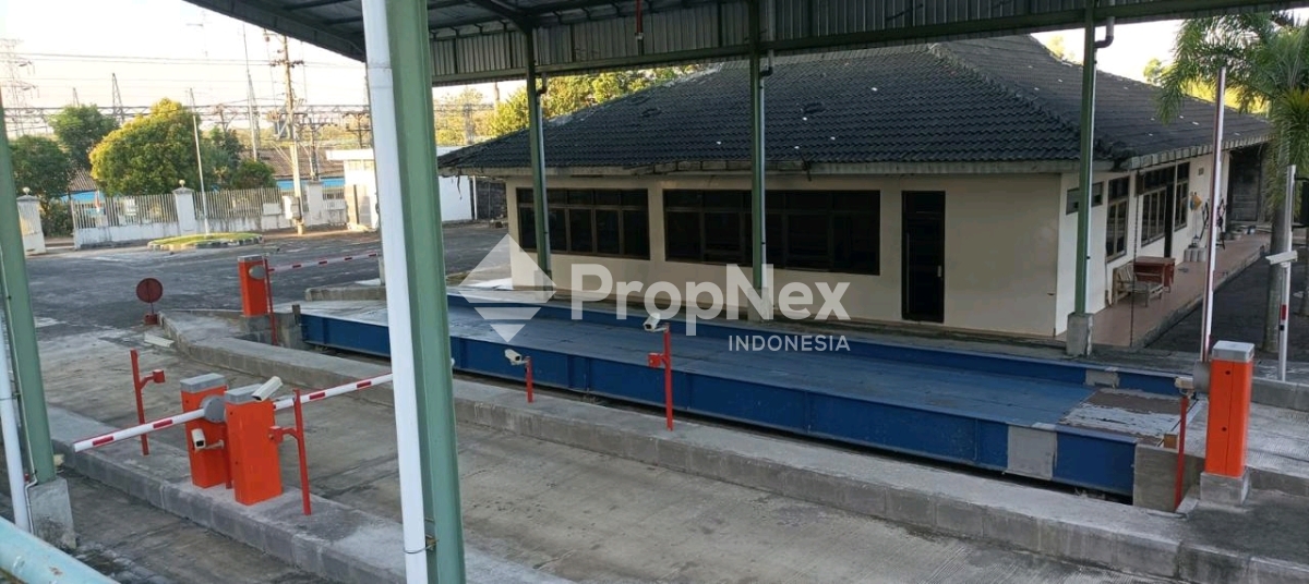 Gudang Dan Tanah Besar Area Industri Wonosari Gunung Kidul Yogyakarta — foto 9
