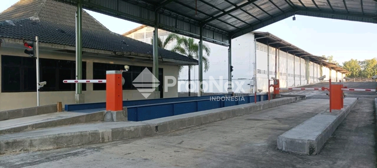Gudang Dan Tanah Besar Area Industri Wonosari Gunung Kidul Yogyakarta — foto 10