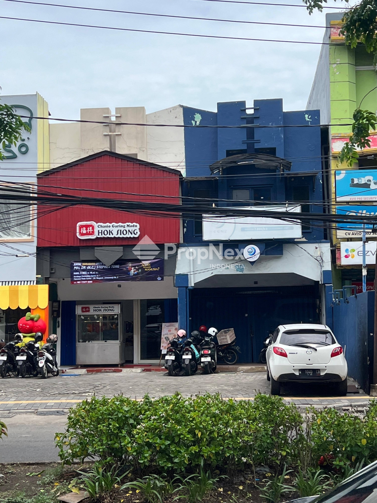 Banungan Komersial Raya Mulyosari