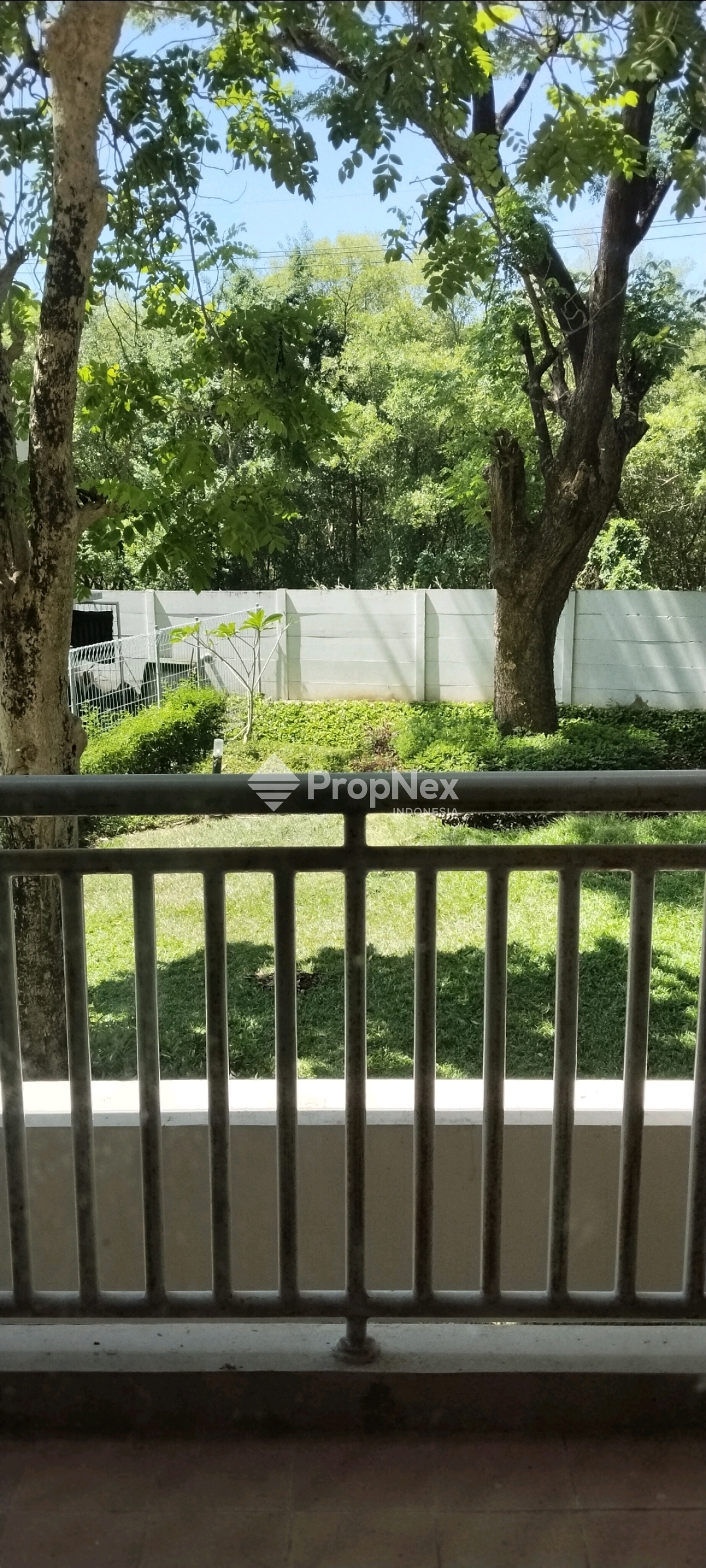 3BR Lantai Dasar! Akses Praktis Tanpa Lift East Coast Residence — foto 8