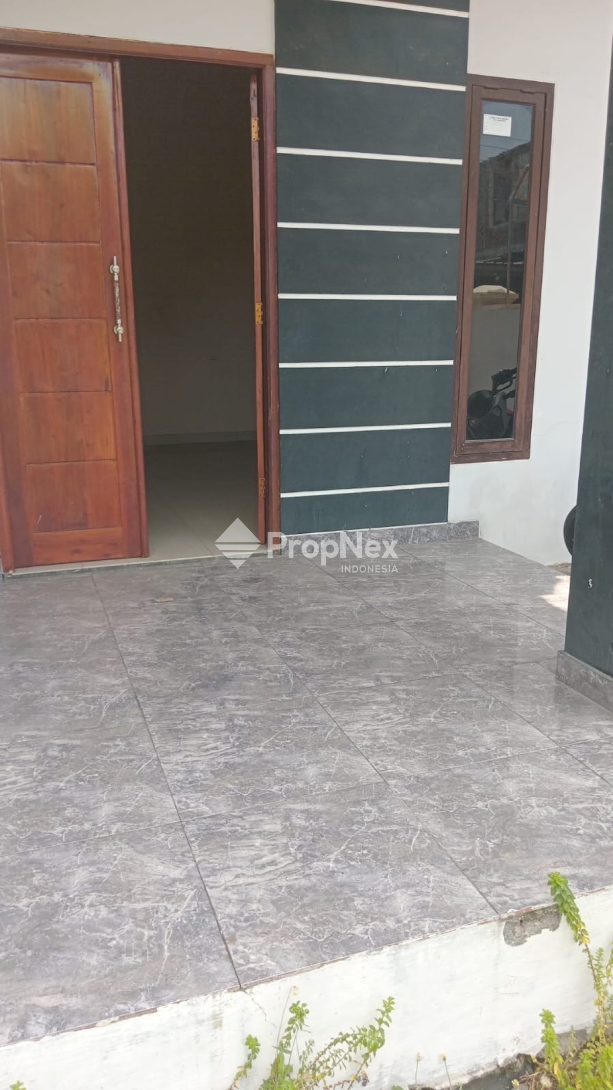 Rumah Elite Tegal Kangkung Bukit Sari Semarang Strategis