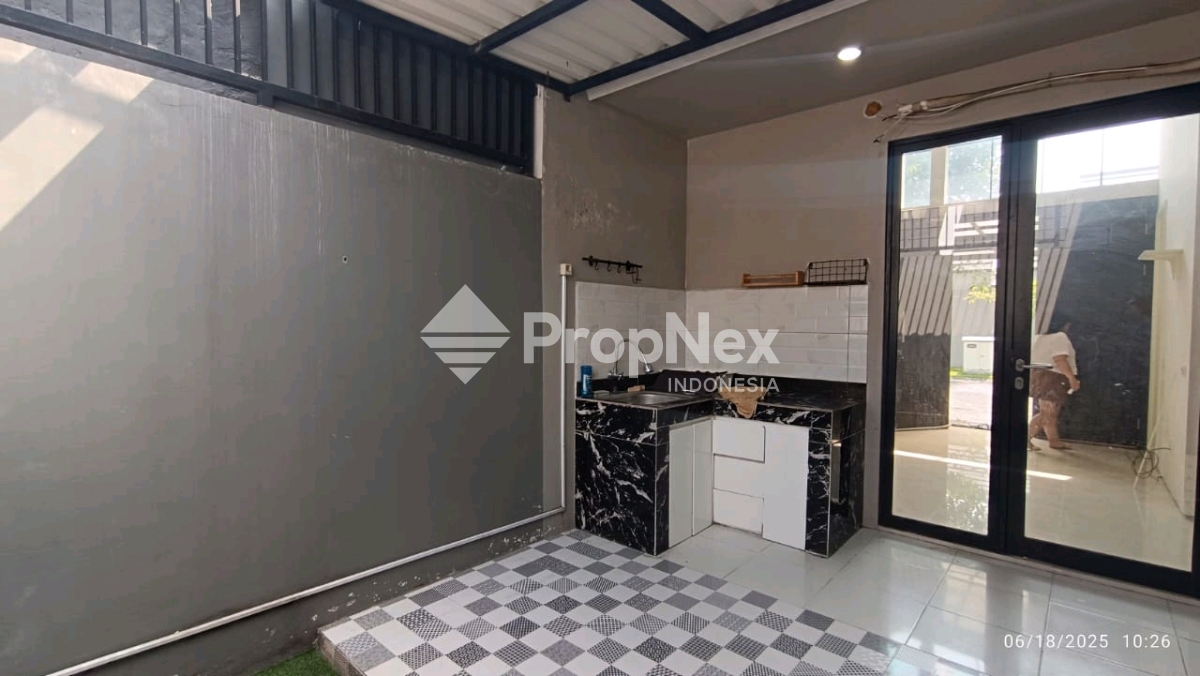 Rumah minimalis bersih siap huni Grand Sunrise Menganti — foto 6
