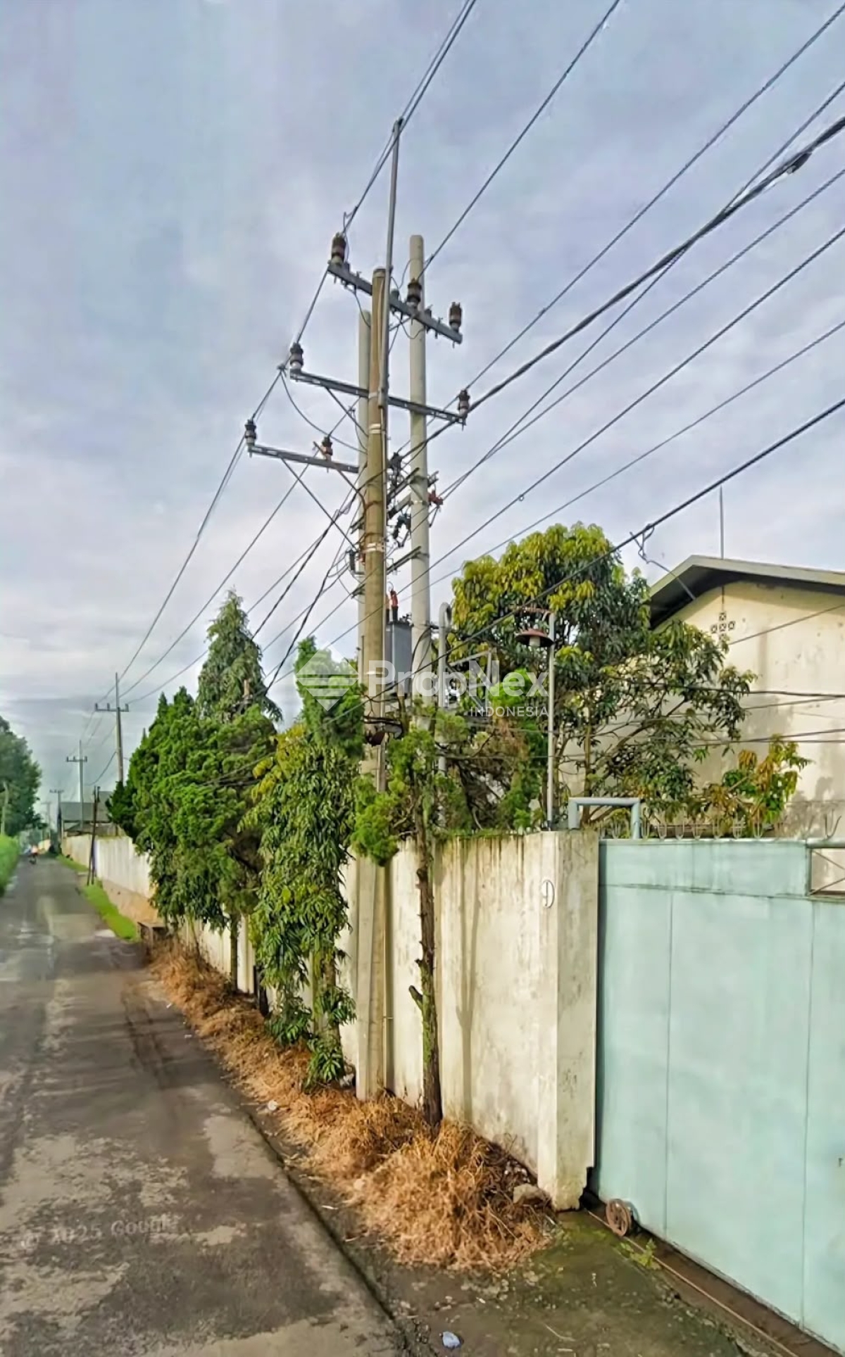 Pabrik Luas Bagus di Lawang Lokasi Strategis