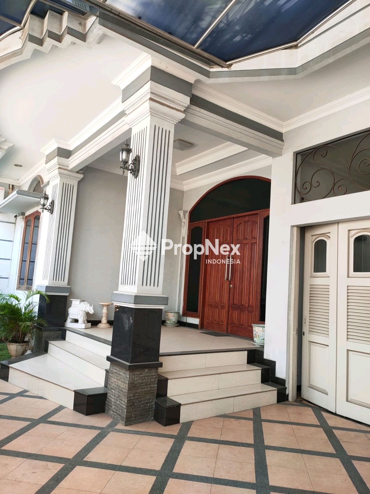 Rumah Mewah 4KT Mulyorejo Surabaya Timur Strategis