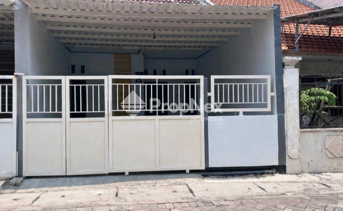Dijual Rumah di Medokan Ayu