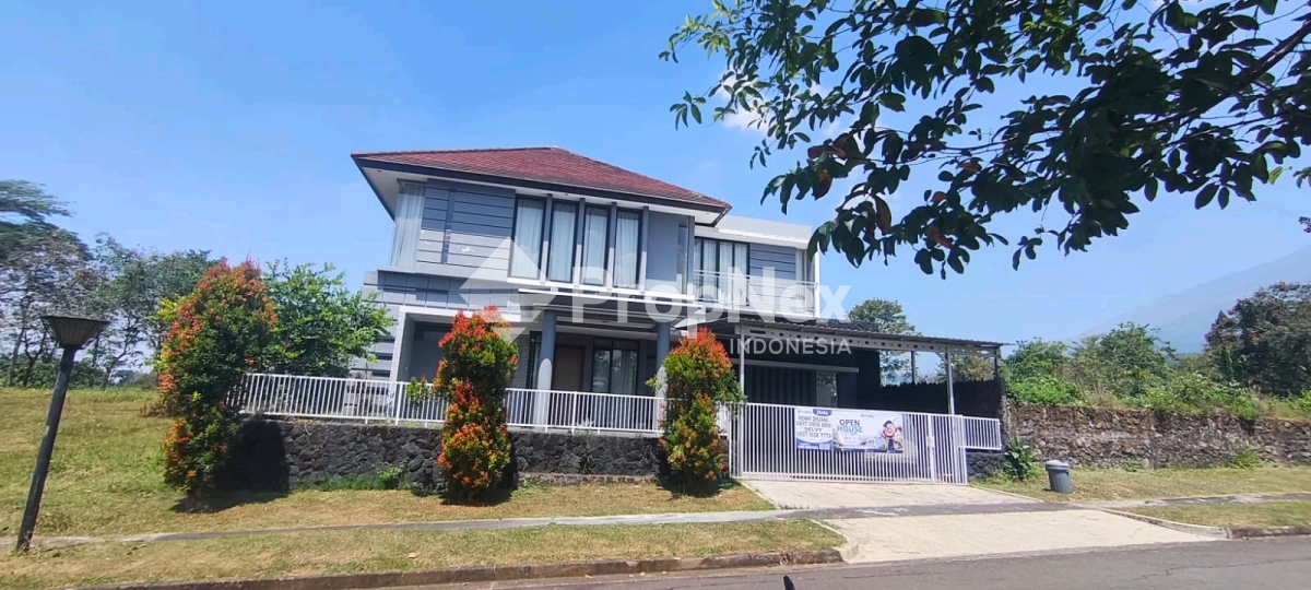 Rumah Mewah Taman Dayu Pandaan Luas 600m, Siap Huni