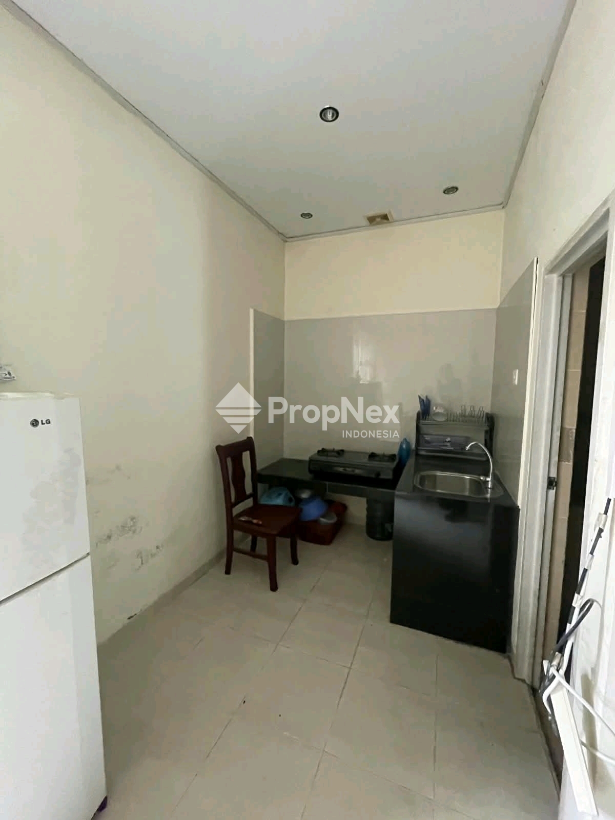 Rumah Modern 4KT Batam Centre Dekat Fasilitas Unggulan — foto 6
