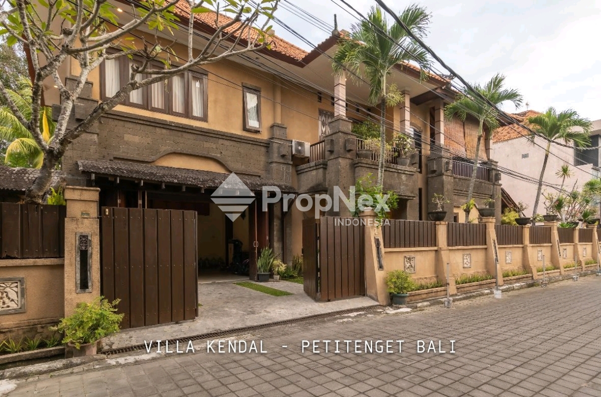 Villa dekat pantai di Bali