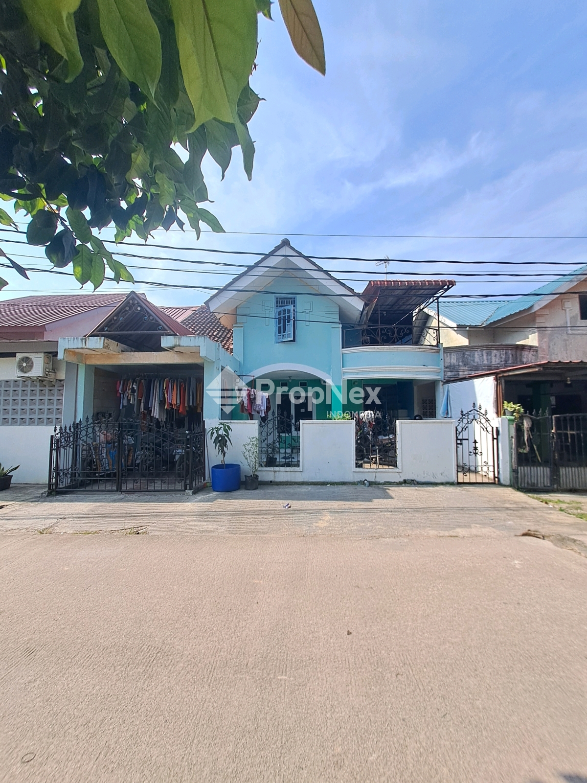 Rumah dengan Kos Kosan di Genta 2 Batu Aji