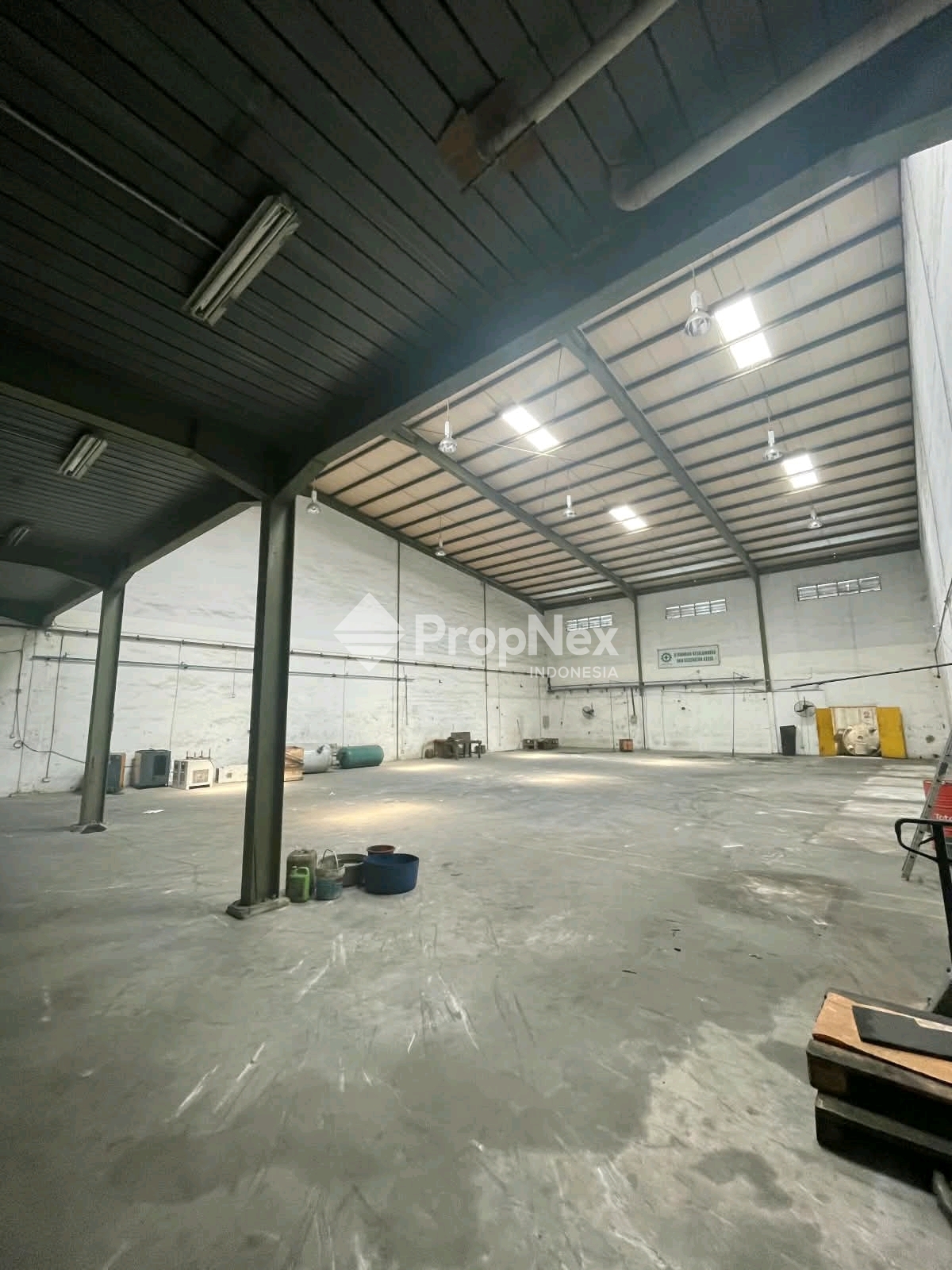 Gudang Strategis Puri Industrial Park Batam Disewakan — foto 6