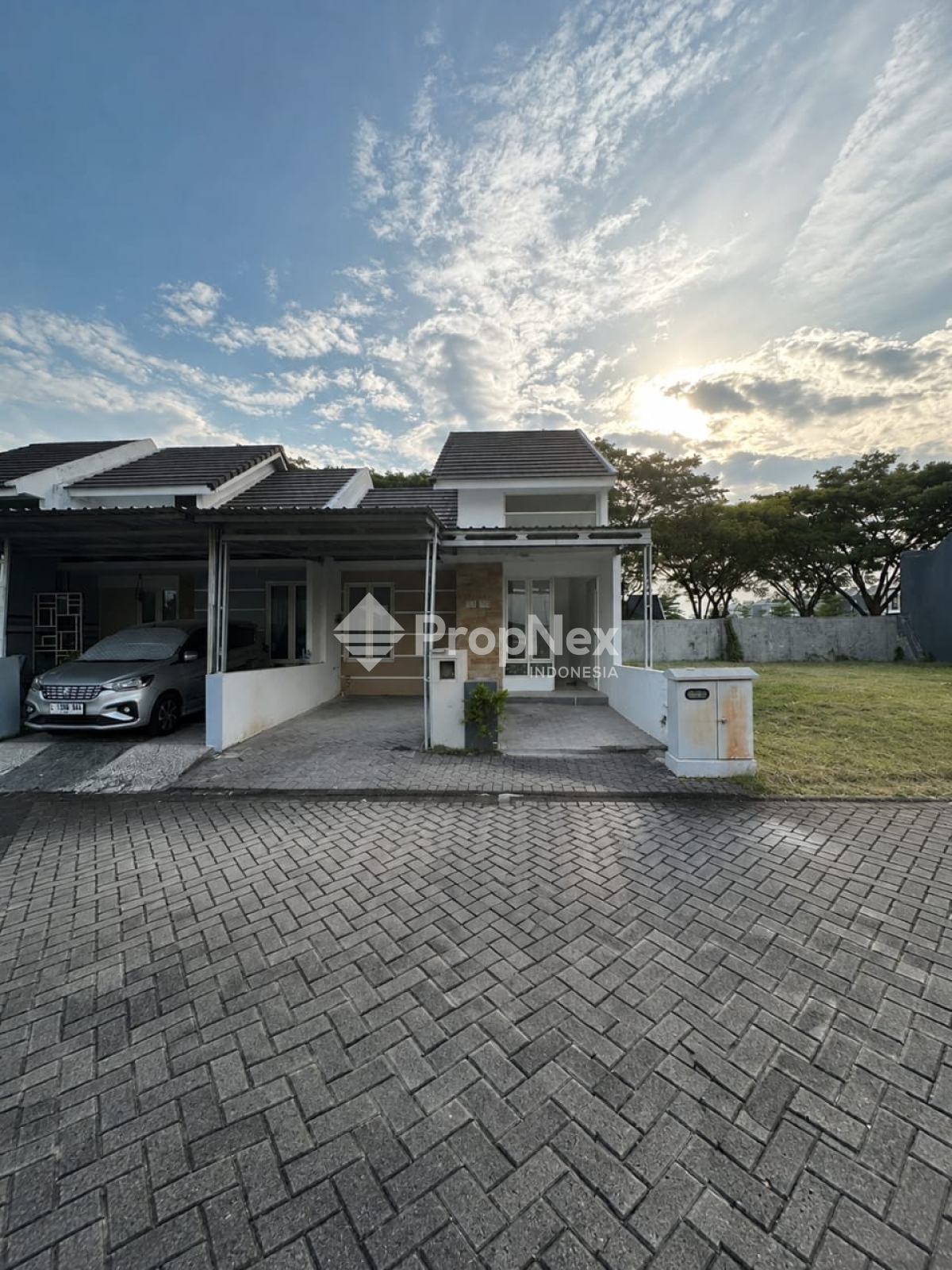 Rumah Grand Sunrise Menganti