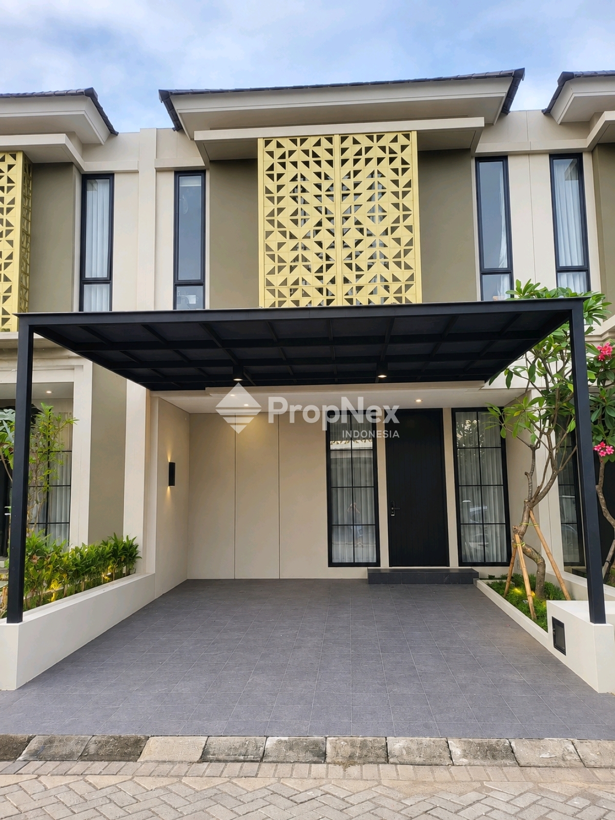 RUMAH GREENLAKE CITRALAND