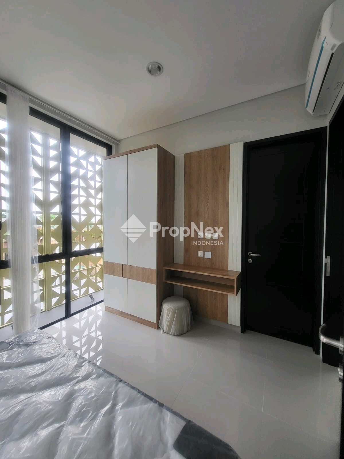 RUMAH BARU GREENLAKE CITRALAND (SIAP HUNI) — foto 3