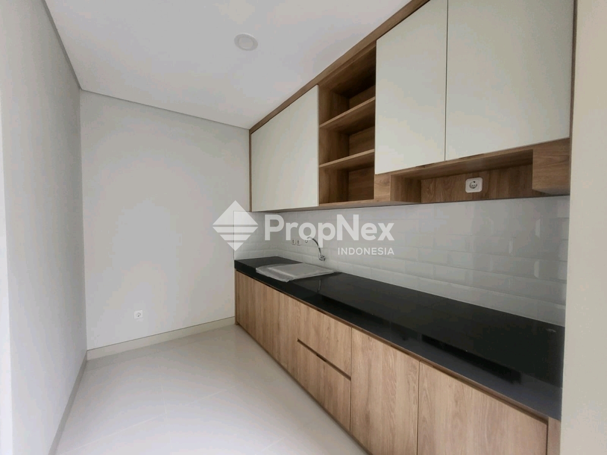 RUMAH BARU GREENLAKE CITRALAND (SIAP HUNI) — foto 8