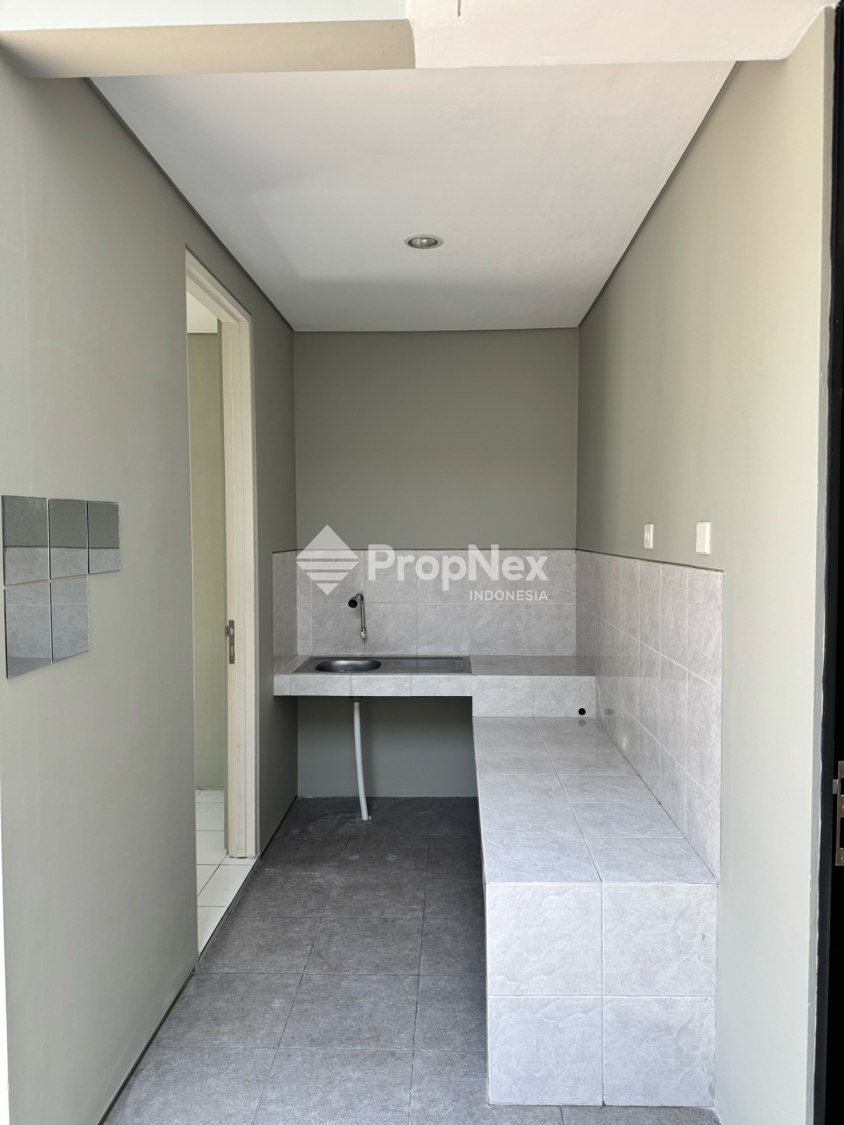 Full Renov North West Lake Ciputra Kasih — foto 7