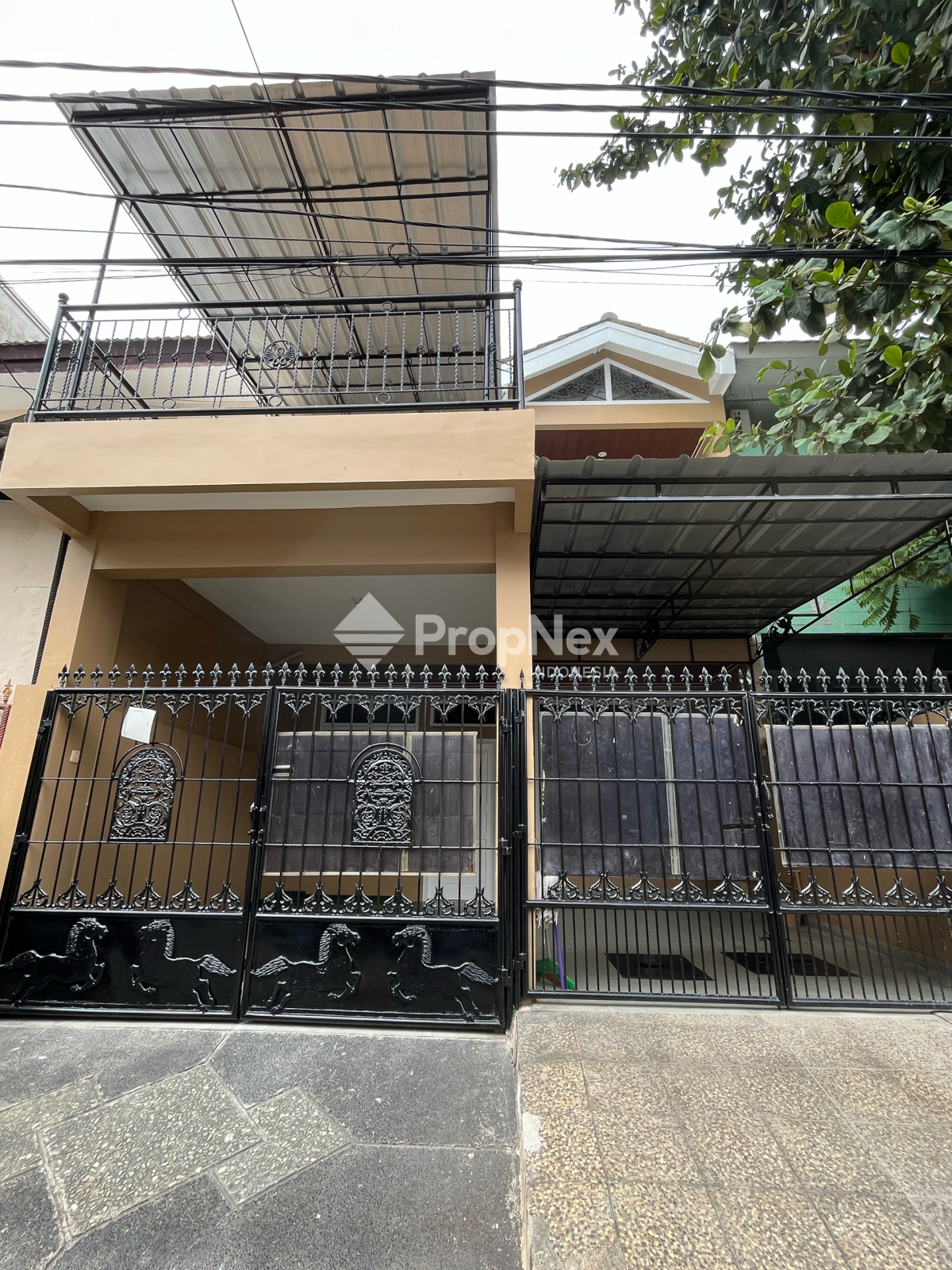 Murah Rumah cocok untuk usaha di TPI Kelapa Gading