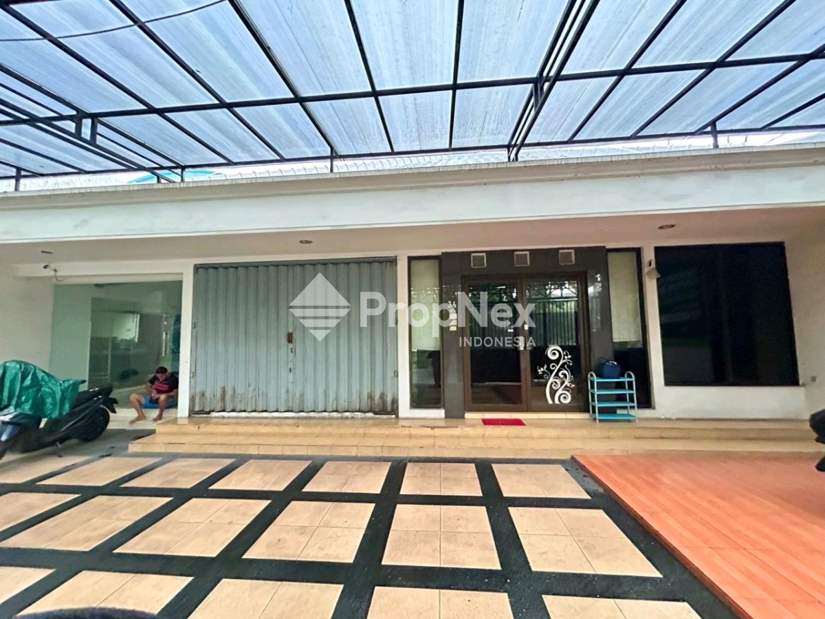 Rungkut Asri Tengah jalan kembar