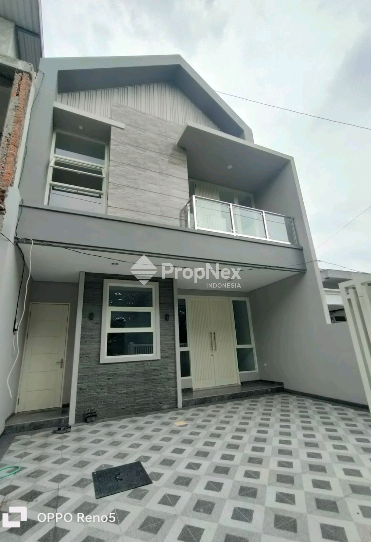 Rumah Manyar — foto 2