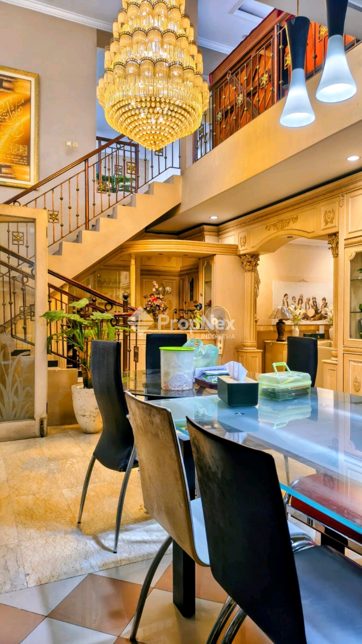 Dijual Rumah Mewah Menanggal Full Furnish 3 rumah jadi 1 siap huni — foto 3