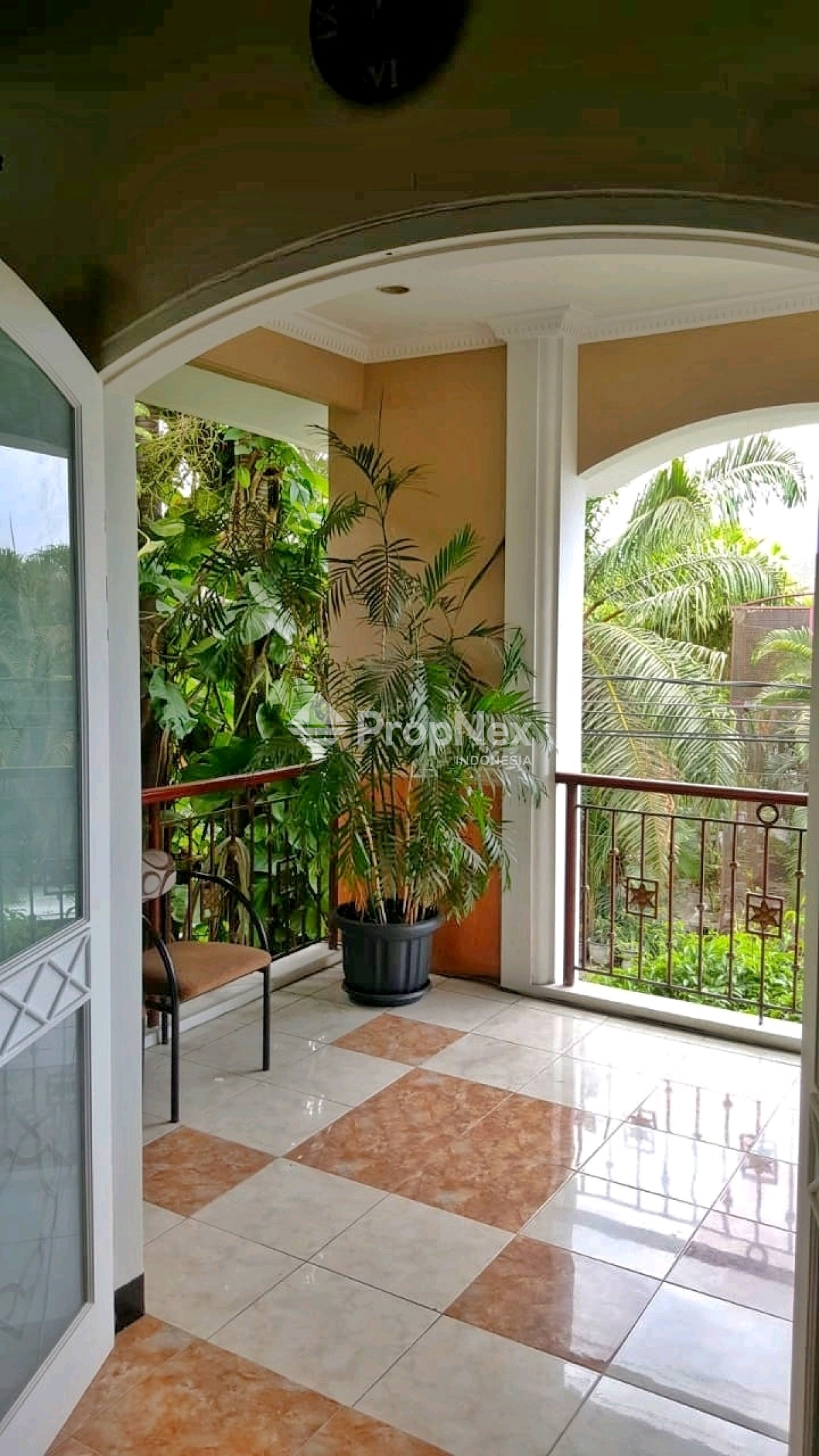Dijual Rumah Mewah Menanggal Full Furnish 3 rumah jadi 1 siap huni — foto 10