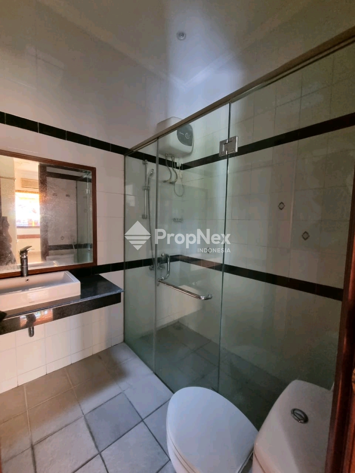 JUAL/SEWA RUMAH GRAHA FAMILY — foto 9