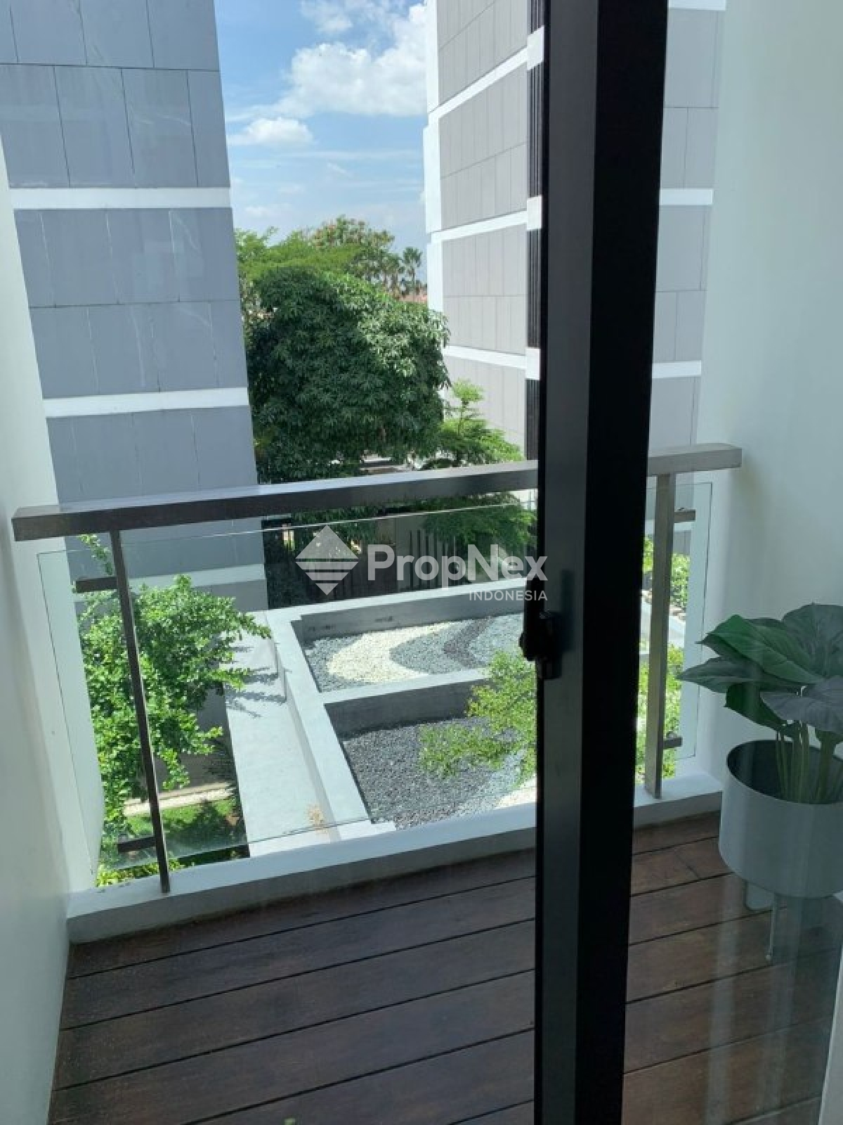 Apartement Rosebay Graha Famili 2BR Furnished Siap Huni — foto 3