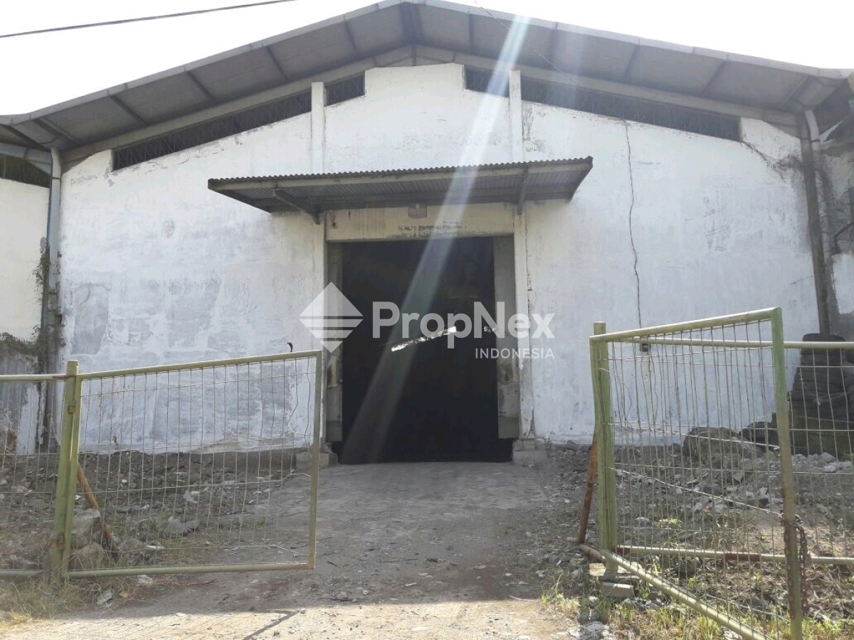 Gudang Tambak Osowilangun Pergudangan — foto 3
