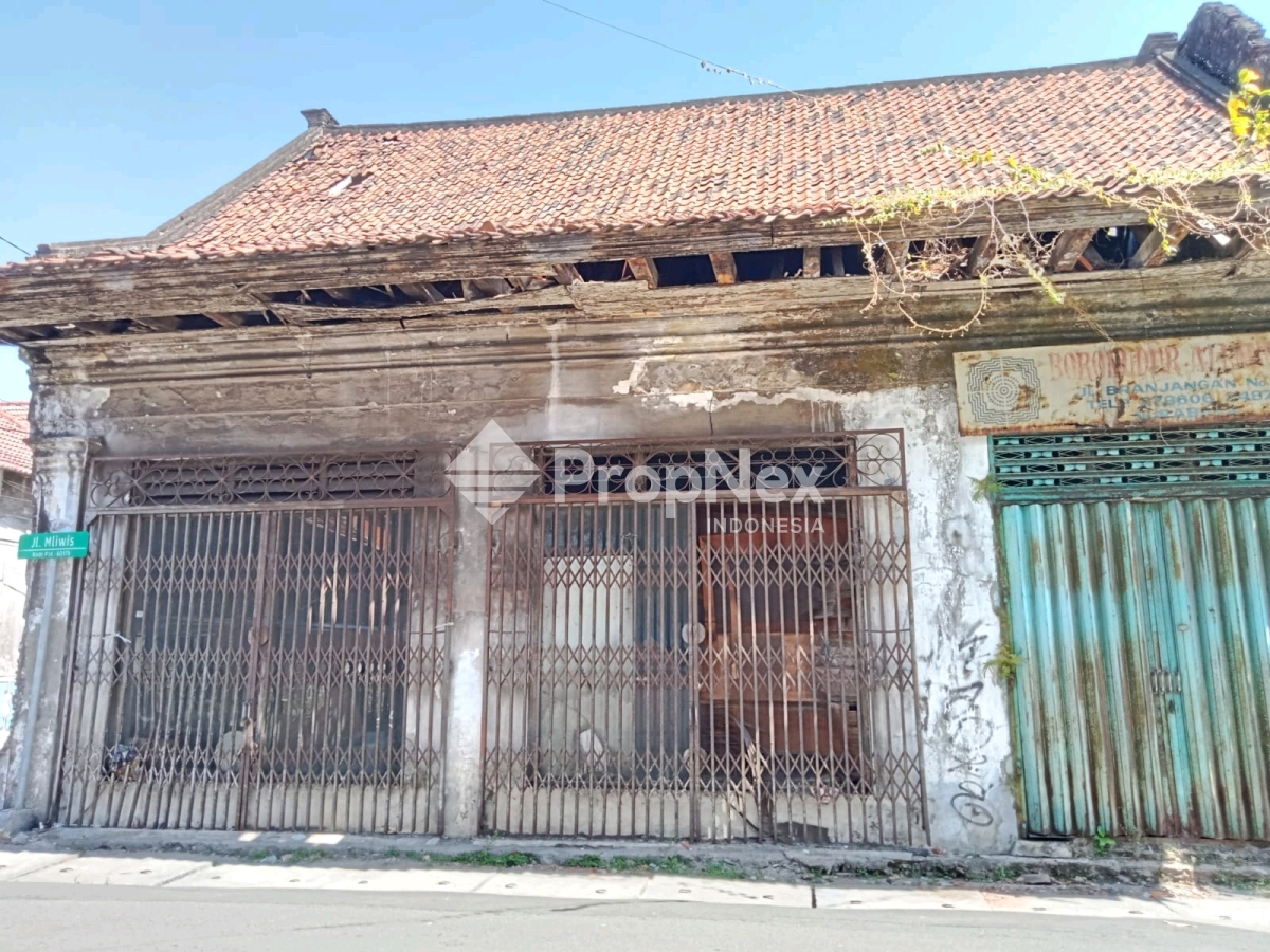 RUMAH USAHA NOL JALAN KREMBANGAN
