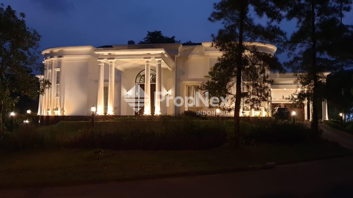 Rumah Mewah Northridge Golf Estate Sentul City, Bogor