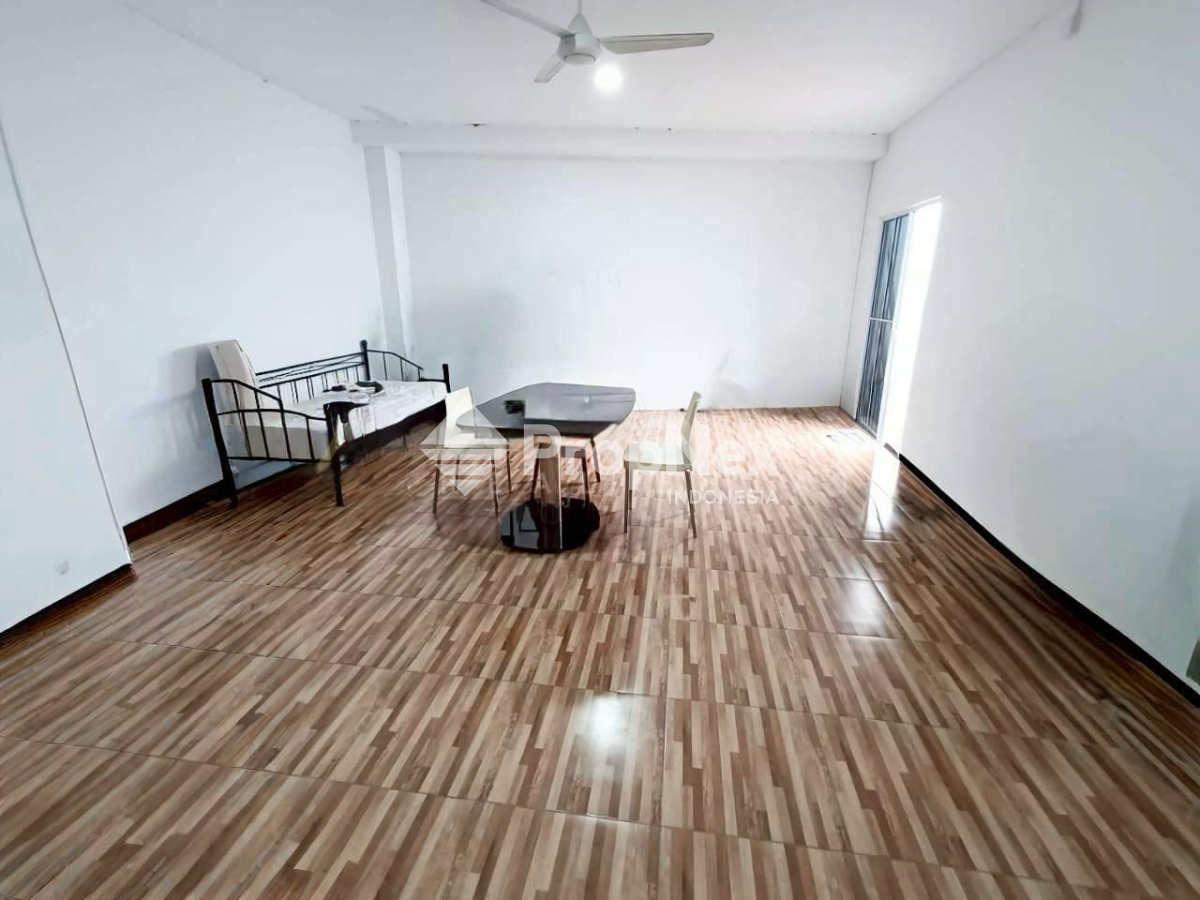 Rumah Mewah 4KT Furnished Siap Huni Batam Centre — foto 8