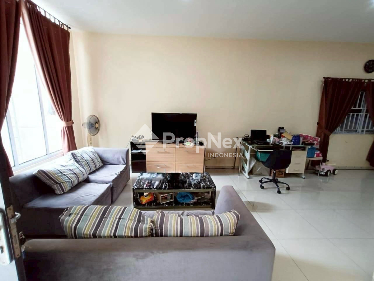 Rumah Mewah 4KT Furnished Siap Huni Batam Centre — foto 9