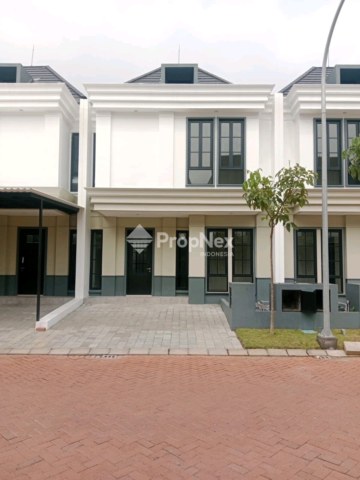 MURAH WHIYE HOUSE DIAN ISTANA DKT GRAHA PAKUWON WIYUNG — foto 10