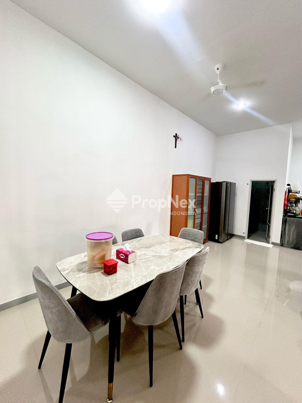 Rumah Cantik Tiban Mas Indah — foto 8