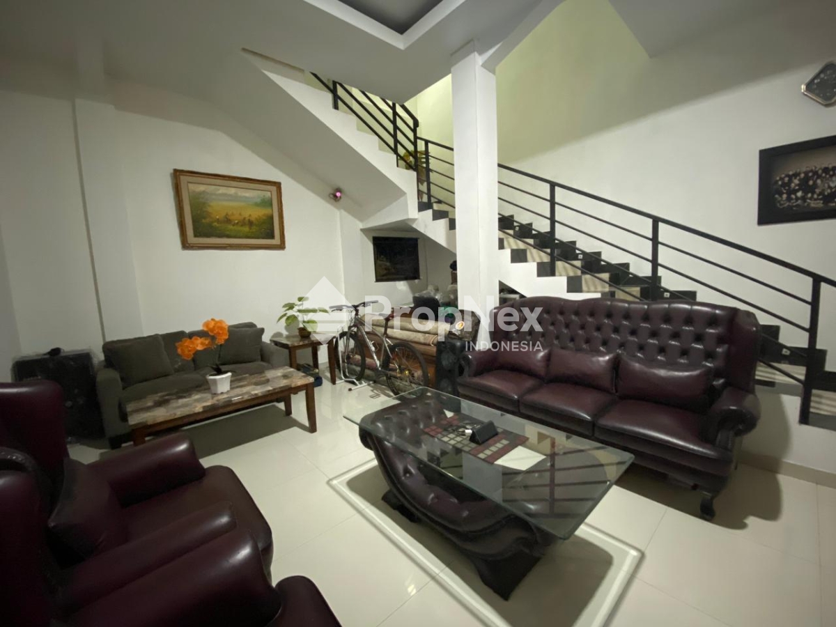 Jual Cepat Rumah + Kost Jalan Saad Bandung