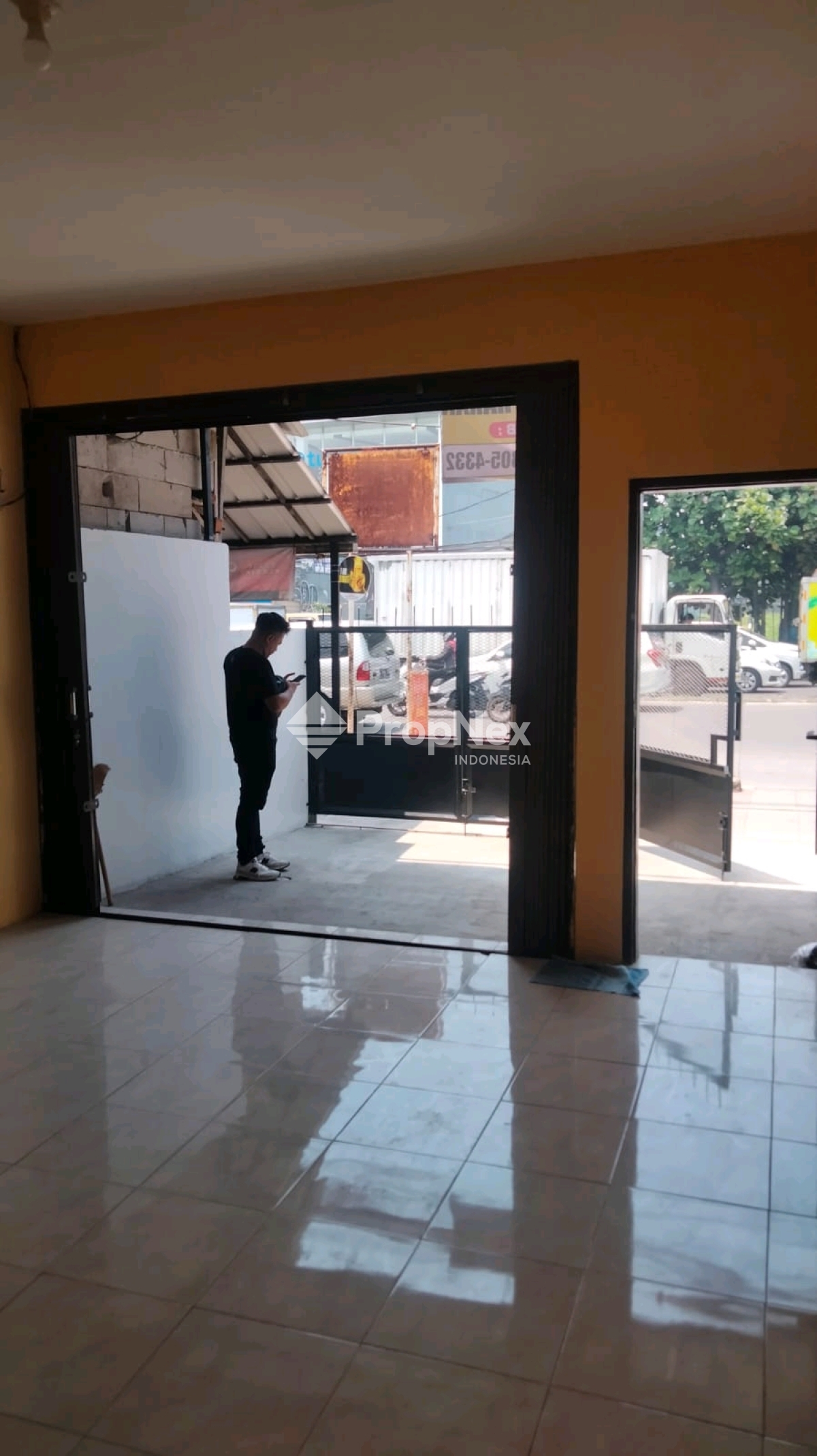 Jln Ibrahim adji soekarno hatta — foto 2