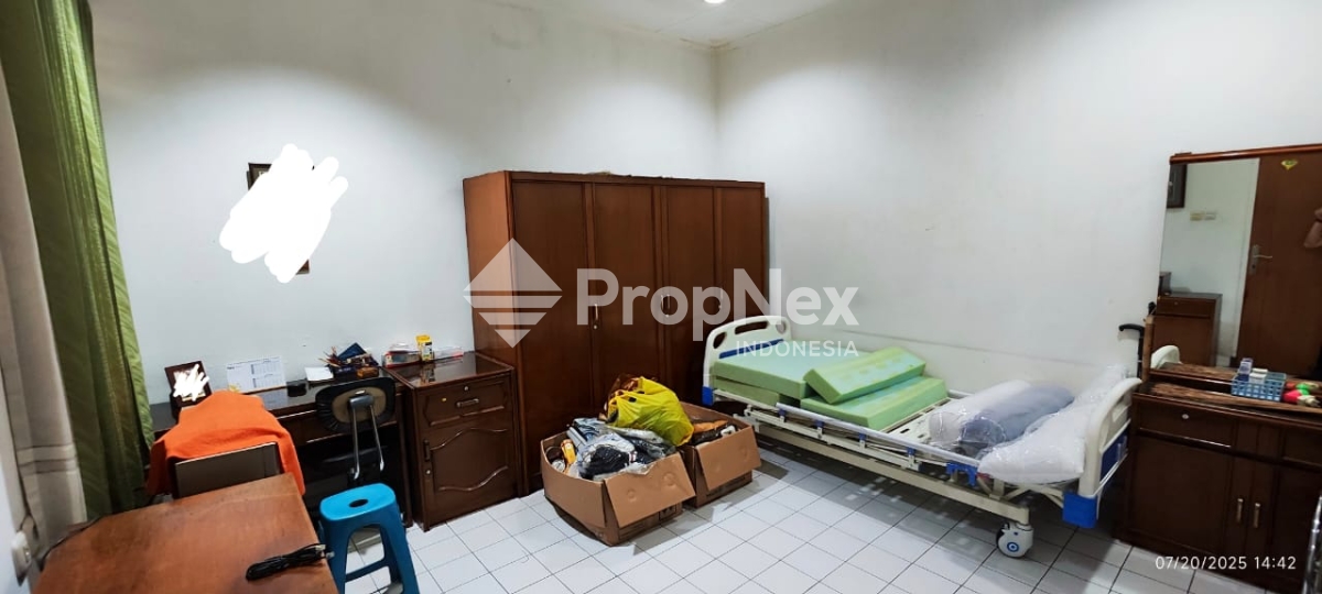 Sewa Ruang Usaha Strategis di Dago — foto 10