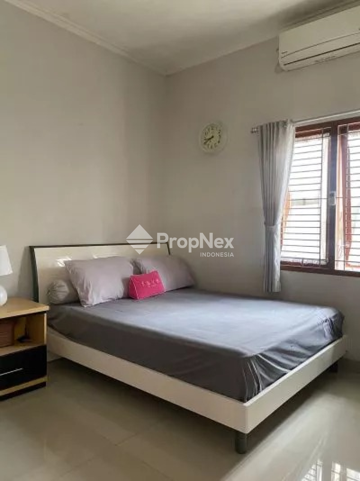 Jual Rumah Terawat Full Furnished di Suryalay, Buah batu — foto 6