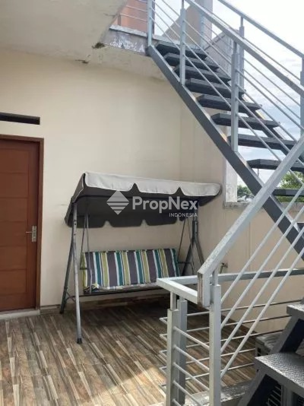 Jual Rumah Terawat Full Furnished di Suryalay, Buah batu — foto 13