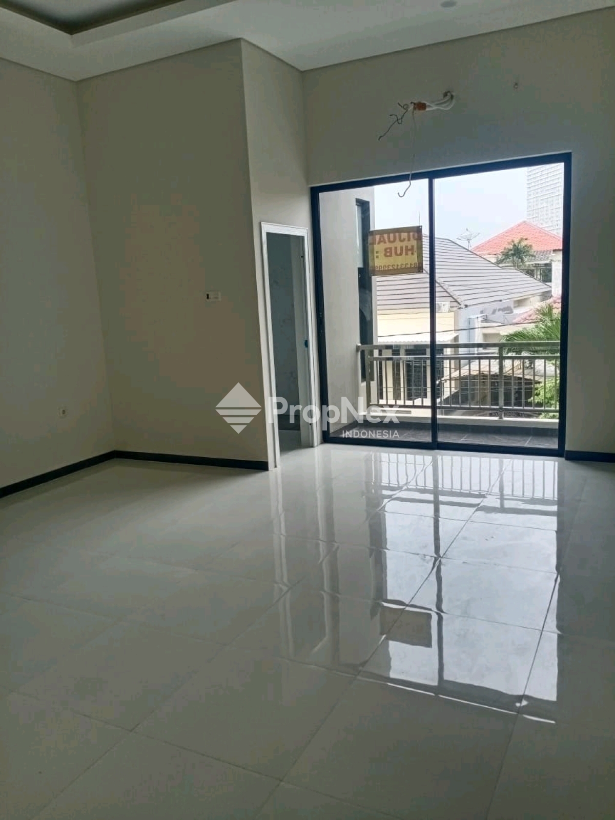 Rumah Baru Modern 2 Lantai Villa KaliJudan Indah Surabaya — foto 6
