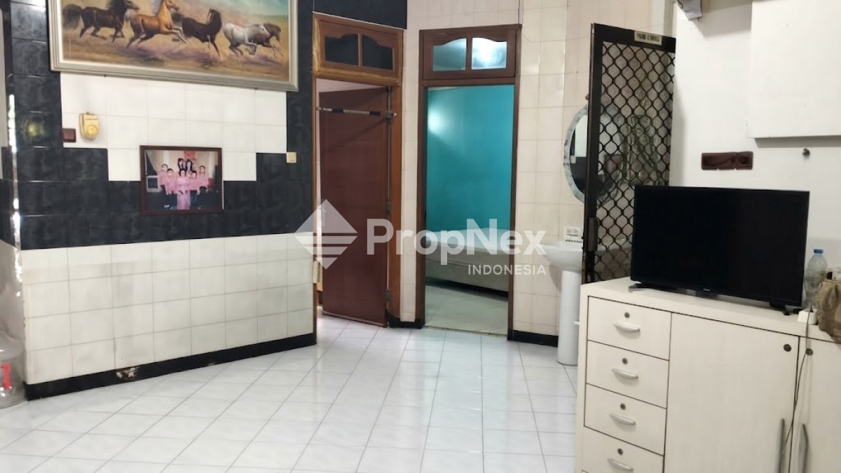 Rumah Minimalis Darmo Harapan Indah (NAT) — foto 3